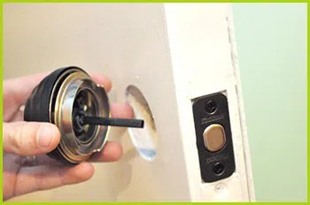 Expert Locksmith Services Salisbury, MA 978-254-7253 - 12-changing-locks