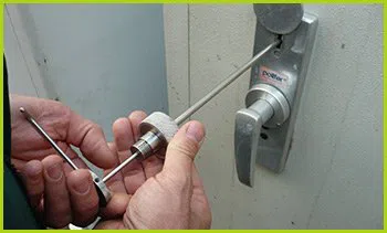 Expert Locksmith Services Salisbury, MA 978-254-7253 Expert Locksmith Services Salisbury, MA 978-254-7253 - 15-emergency-locksmiths